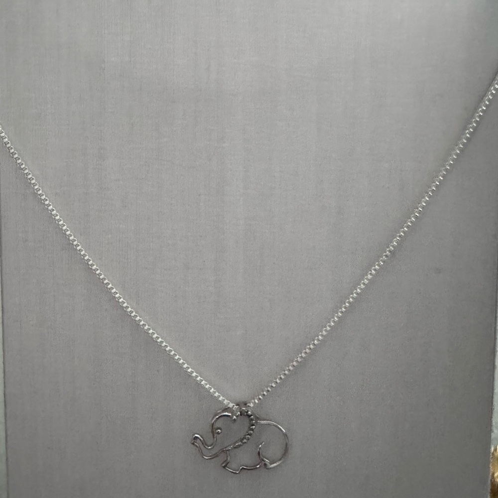 Silver Elephant Pendant Necklace